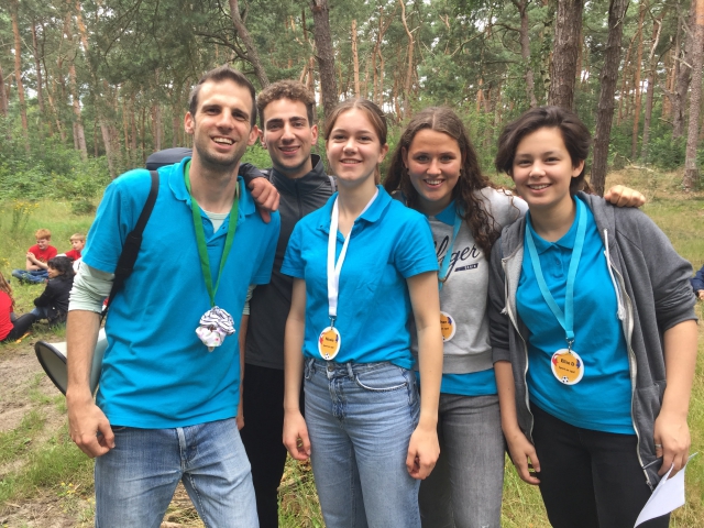 2832ACE2 1677 4966 BB54 A4899E6A3174